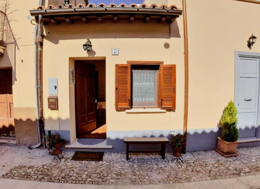 La Casetta Di Lola Norcia Buitenkant foto
